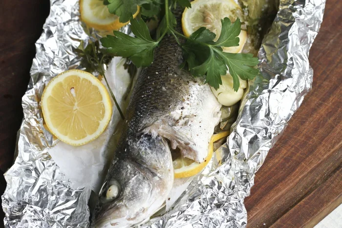 How To Cook Whole Fish In The Oven In Foil The Easy Way