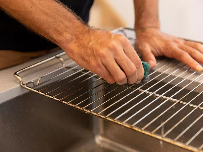 Can I Use Easy Off On Oven Racks Without Ruining Them